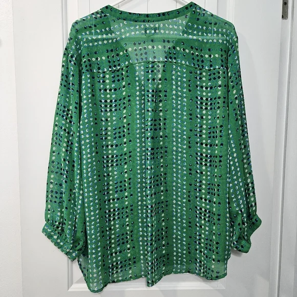Old Navy Green Boxy Blouse with 3/4 Sleeves and Mandarin Collar - Picture 2 of 5